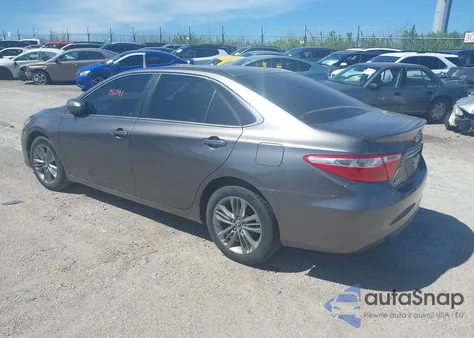 2016 Toyota Camry Se z USA, uszkodzony, nr VIN 4T1BF1FK1GU128879